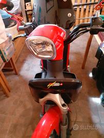 Scooter Askoll es2 elettrico 