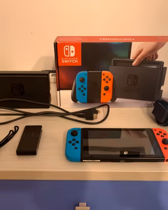 Nintendo Switch  – completa di accessori + 128 GB