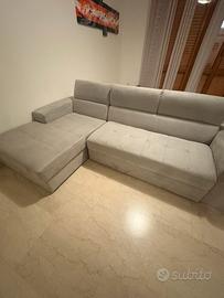 DIVANO LETTO CON PENISOLA CONTENITORE