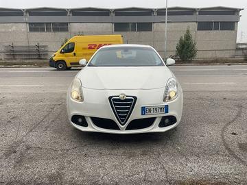 Alfa Romeo Giulietta 1.4 Turbo 120 CV GPL Dis...