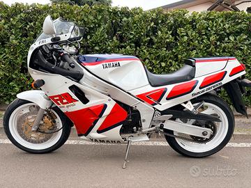 Yamaha FZR 1000 1987 Genesis prima serie