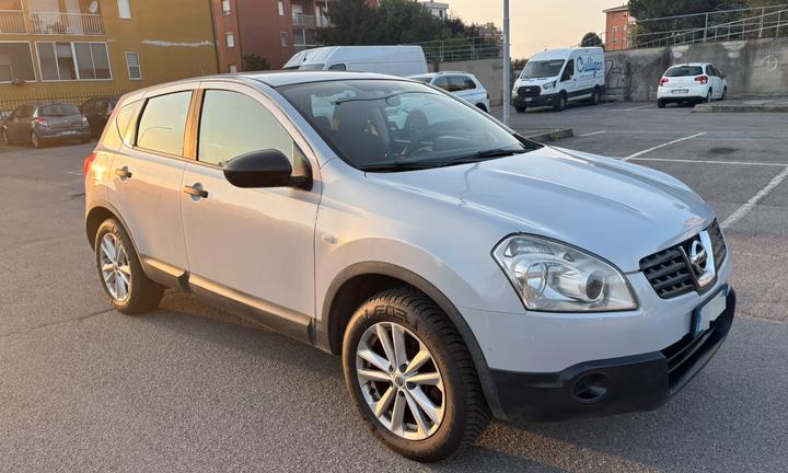 Nissan Qashqai 1.6 benzina anno 2009