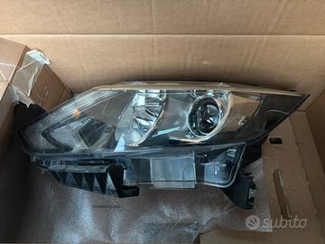 Proiettore faro sinistro nissan qashqai j11 origin