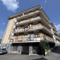 TRILOCALE AUTONOMO AL PIANO RIALZATO!