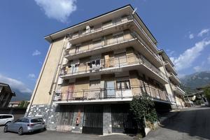 TRILOCALE AUTONOMO AL PIANO RIALZATO!