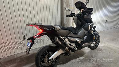 X-Adv 750 Desert Trak