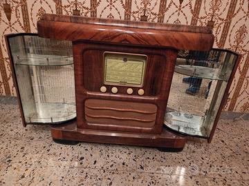 Mobile bar radio fonografo Siemens", "Radica di no