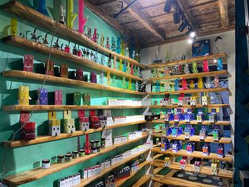 Licenza monopolio sigarette elettroniche souvenir