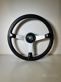 Volante Momo Gritti