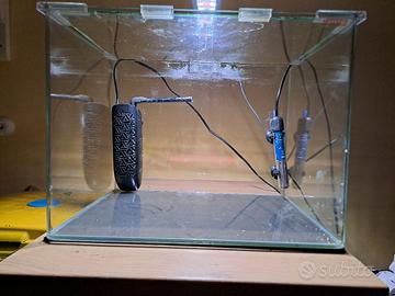 Acquario 30 litri con filtro+ termostato + feeder