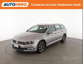 VOLKSWAGEN Passat Variant YL57612