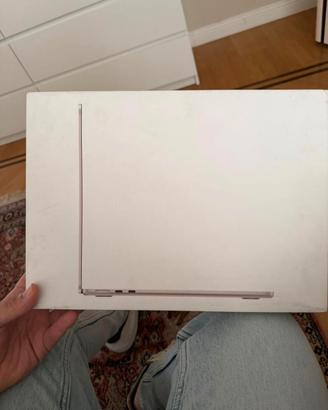 MacBook Air da 13 con chip Apple M3