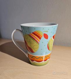 Tazza con pere colorate
