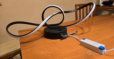 LAMPADARIO CON FILO LED