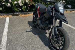 Ducati Hypermotard 796