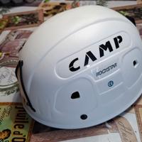 casco da arrampicata 