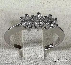 ANELLO TRILOGY ORO 18kt. E DIAMANTI NATURALI 0,52