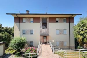 3 LOCALI A CALOLZIOCORTE