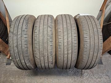 gomme 175/65/14 Goodyear al 75%