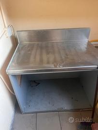 Banco lavoro in acciaio