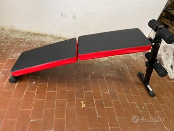 Panca per addominali regolabile