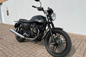 Moto Guzzi V7 II Moto Guzzi Special