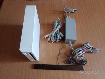 Nintendo Wii  (Solo Console & Cavi)