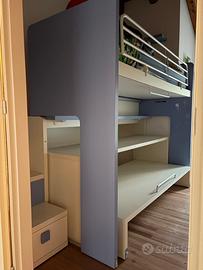 Letto a soppalco scorrevole con scrivania