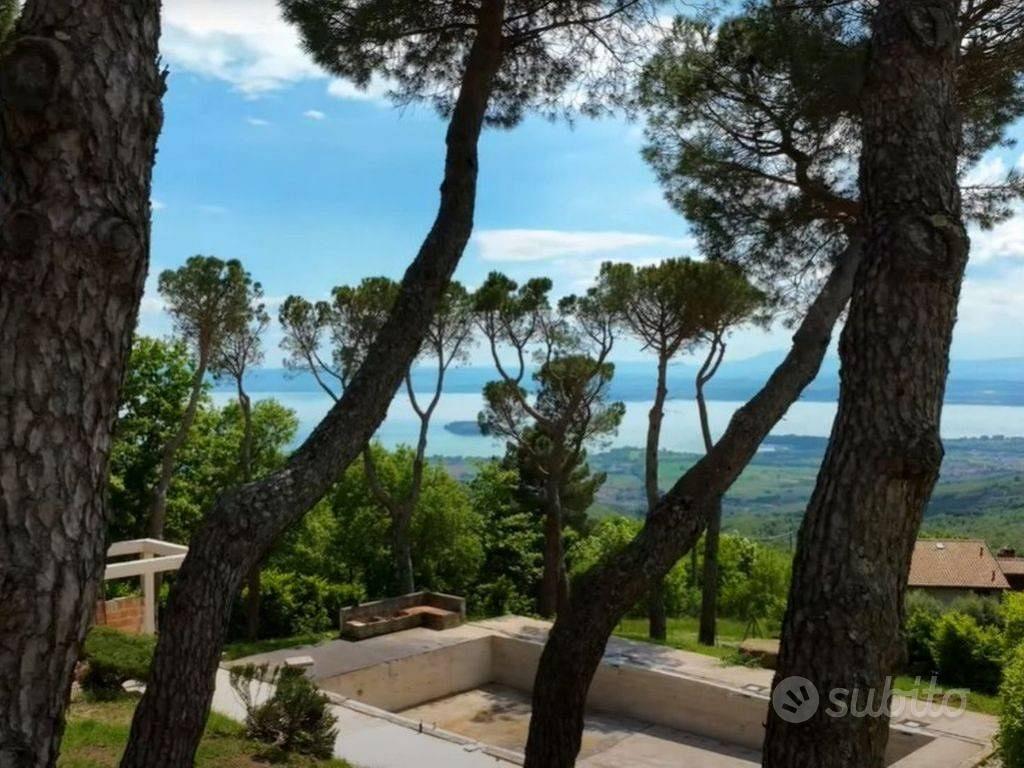 Rustico / Casale di 476 m² con più di 5 locali e b - Vista 5