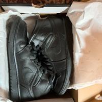 Air Jordan 1 mid
