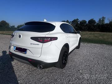 Alfa Romeo Stelvio 2.2 210cv AT8 Q4 Super