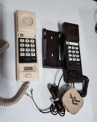 Telefoni a tastiera n.2