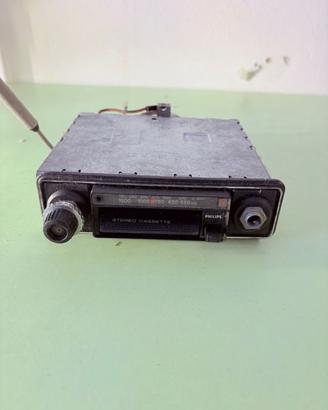 Autoradio Philips Type 22RN348/50 del 1970