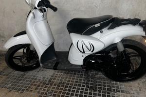 Scarabeo 50cc Roma
