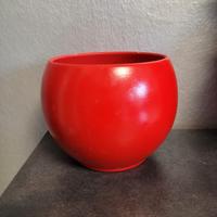 Vaso di ceramica rosso