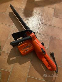 bleck e decker motosega elettrica