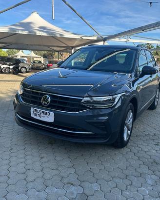 VOLKSWAGEN Tiguan 2.0 TDI 150CV SCR DSG Elegance