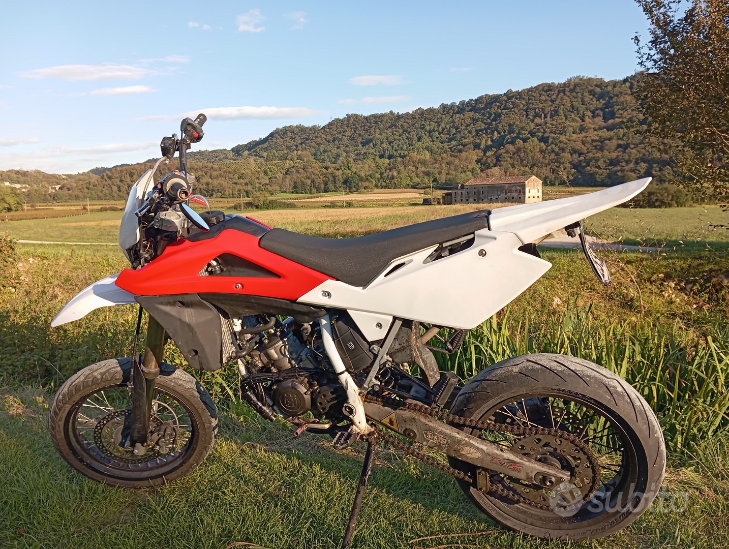 125 Motard Moto Husqvarna 125 Usata 125 Acquistare 125 Prezzo 