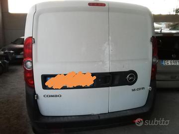 Opel Combo Van Anno 2015 1.6 Diesel Per Ricambi