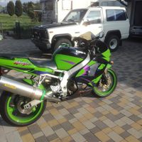 Kawasaki ninja zx9r 2001