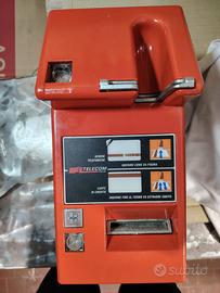 Telefono a gettoni pubblico