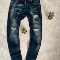 jeans skinny strappati