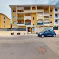 Quartello - Bivano bilivelli con veranda e cortile