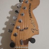 FENDER STRATOCASTER VINTERA II 70S STRAT MN VWT