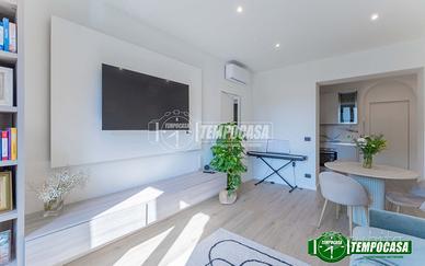 TRILOCALE CON BALCONE!!