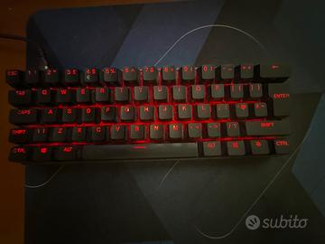 Apex pro mini vend0 o scambi0 con Apex pro TKL