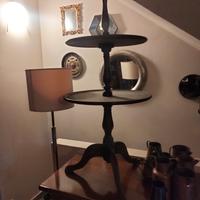 Alzata in noce '800 tre ripiani a cono