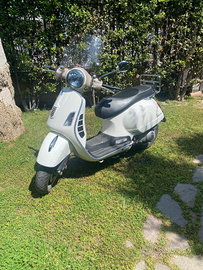 Vespa GTS 300