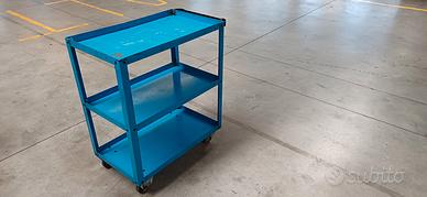 Carrello con ruote