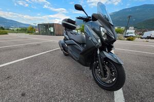 Xmax 400